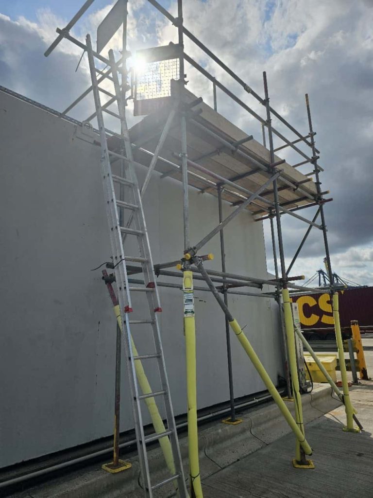 Accses-tower-with-handrail-to-top-of-tank-rotated-1