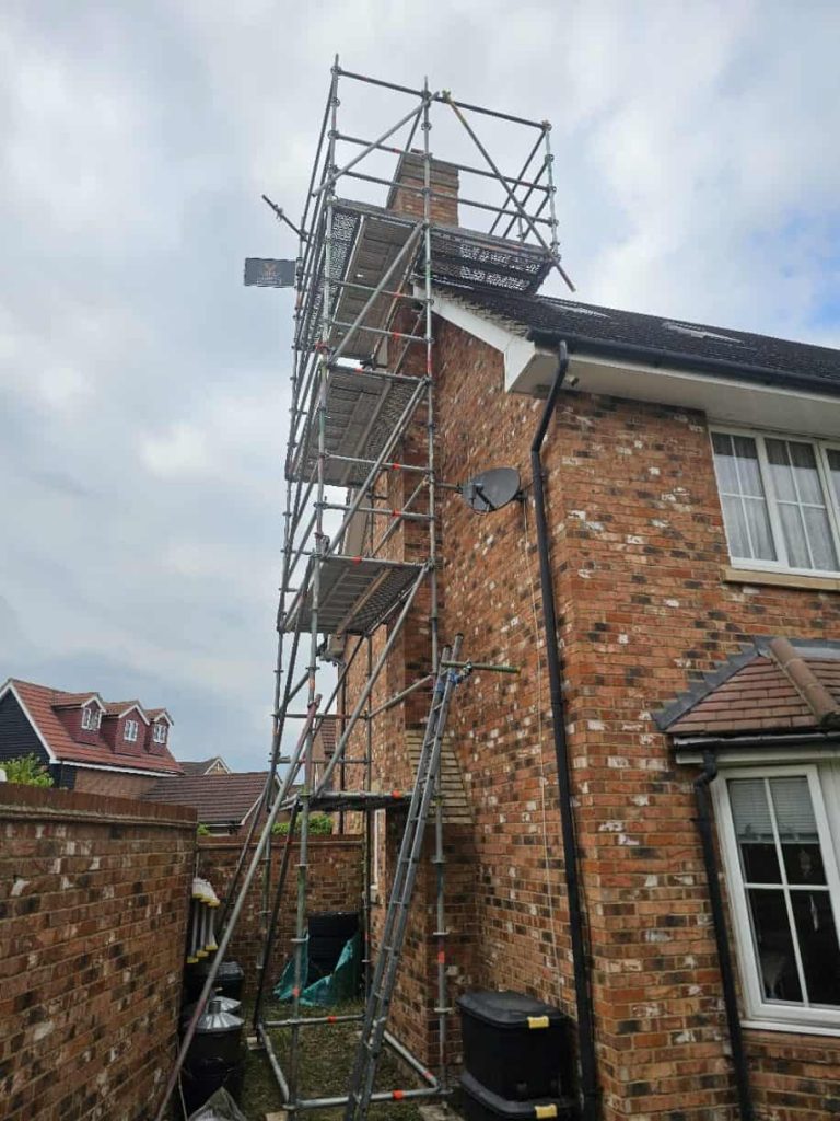 Accses-tower-with-platform-around-chimney-side-view-rotated-1