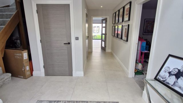 8e381aee-cbf5-43a9-beea-abeb944de0ff