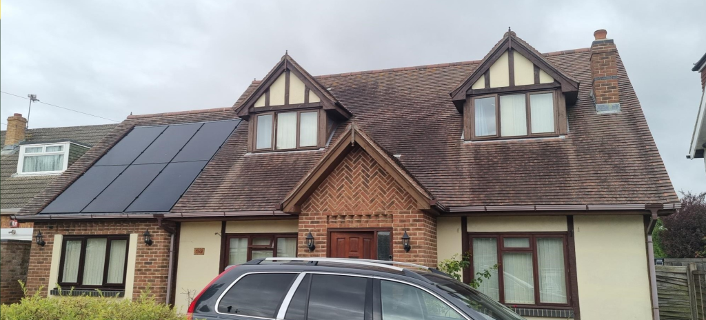 recengt-solar-install-2-1024×464