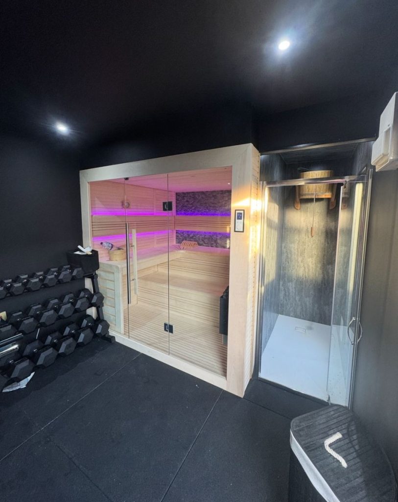 build-finished-interior-DDH0wIfS