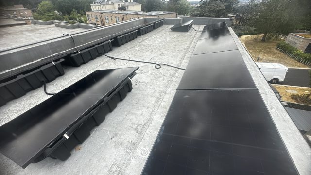 flat-roof-array