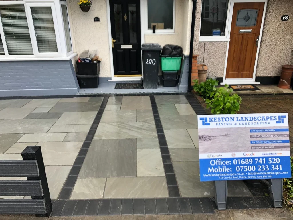 FrontgardeninKestonafterfullrenovationincludingrefreshofexteriorpaint__ms__msi___JPG