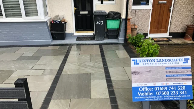 FrontgardeninKestonafterfullrenovationincludingrefreshofexteriorpaint__ms__msi___JPG