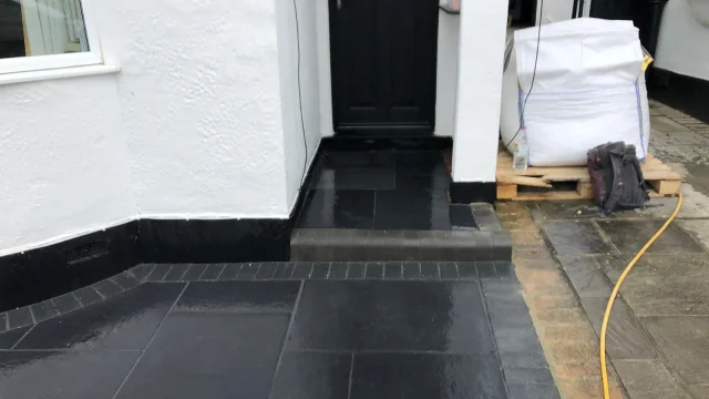 NewblackpavingstoneslaidingardeninKeston__ms__msi___JPG